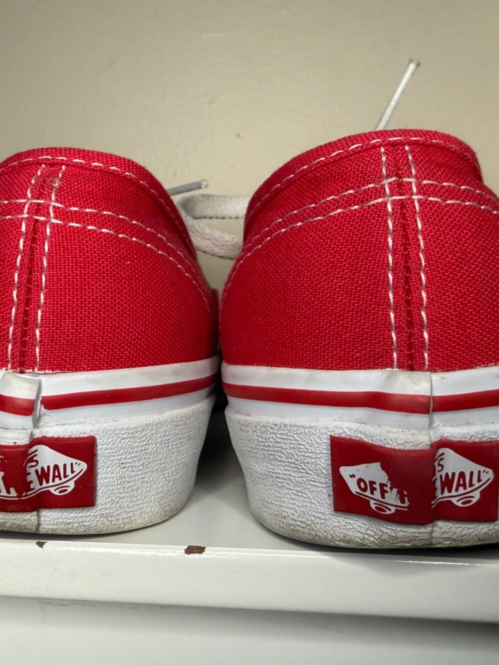 RED Vans Womens Sneakers Shoes Mens7/Womens8.5US - Picture 3 of 6